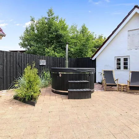 Malene - 700m To The Fjord By Interhome